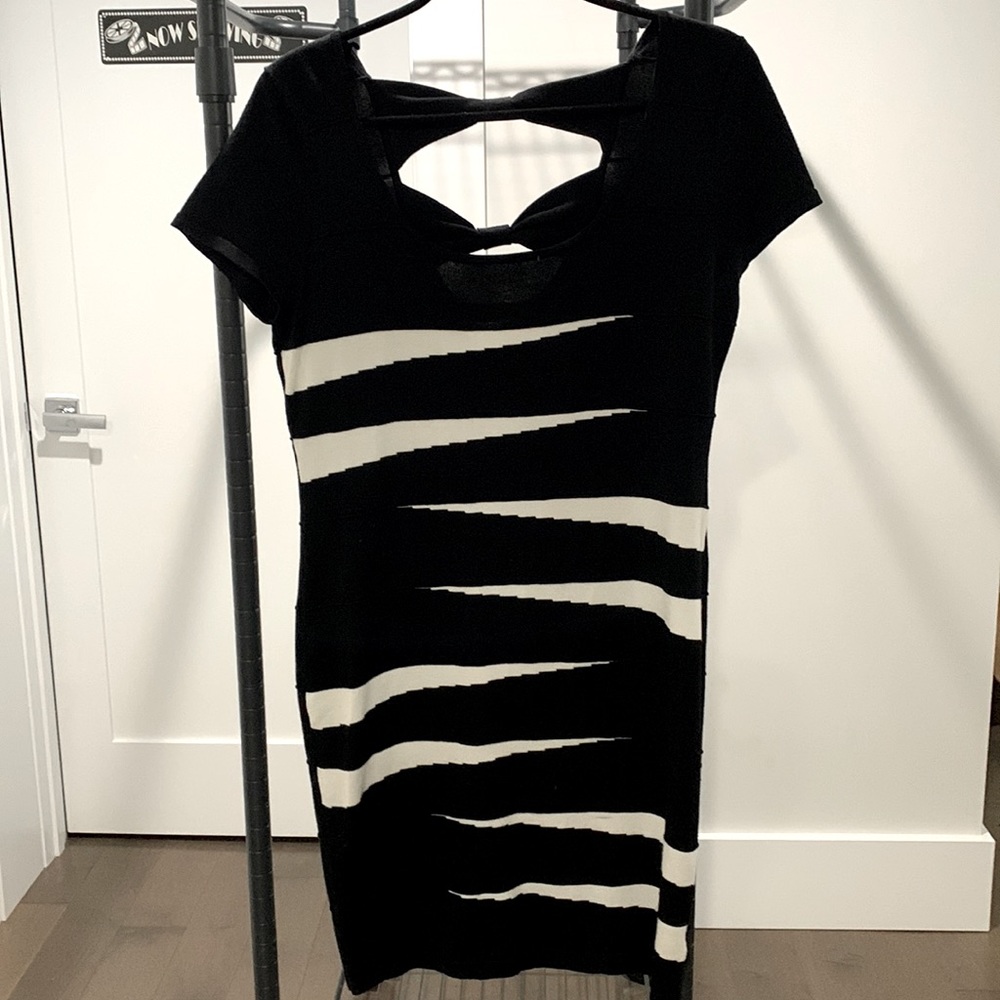 Pink Rose, black and white dress, size: L